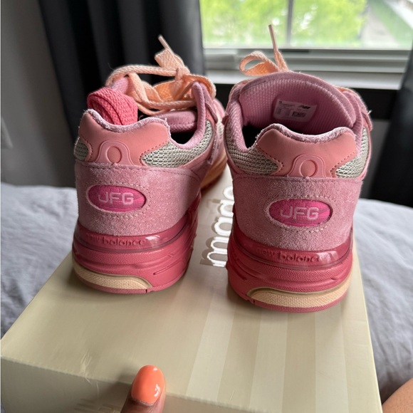 Joe Fresh New Balance Pink Sneakers